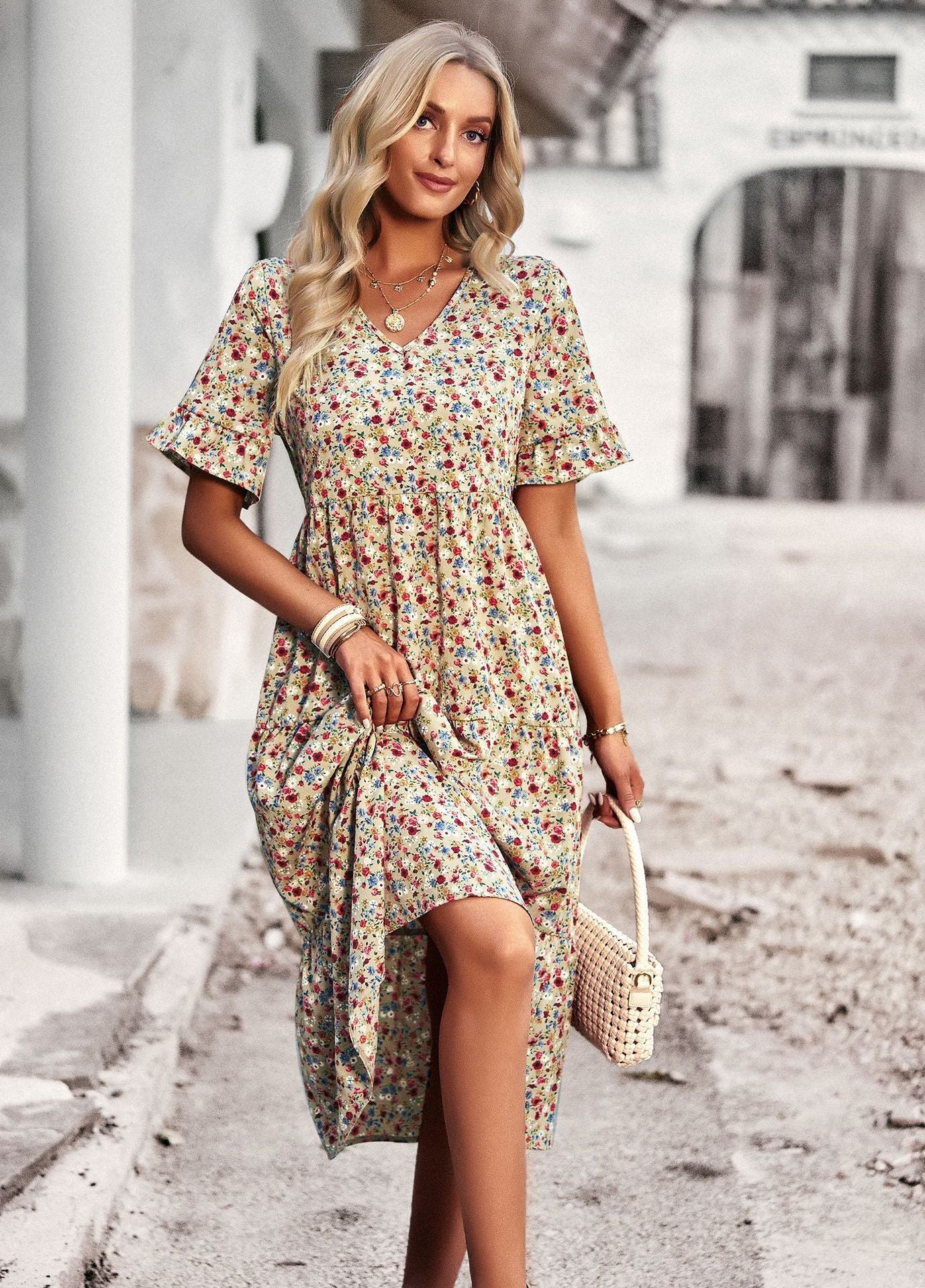 Emily- Geblümtes Midikleid